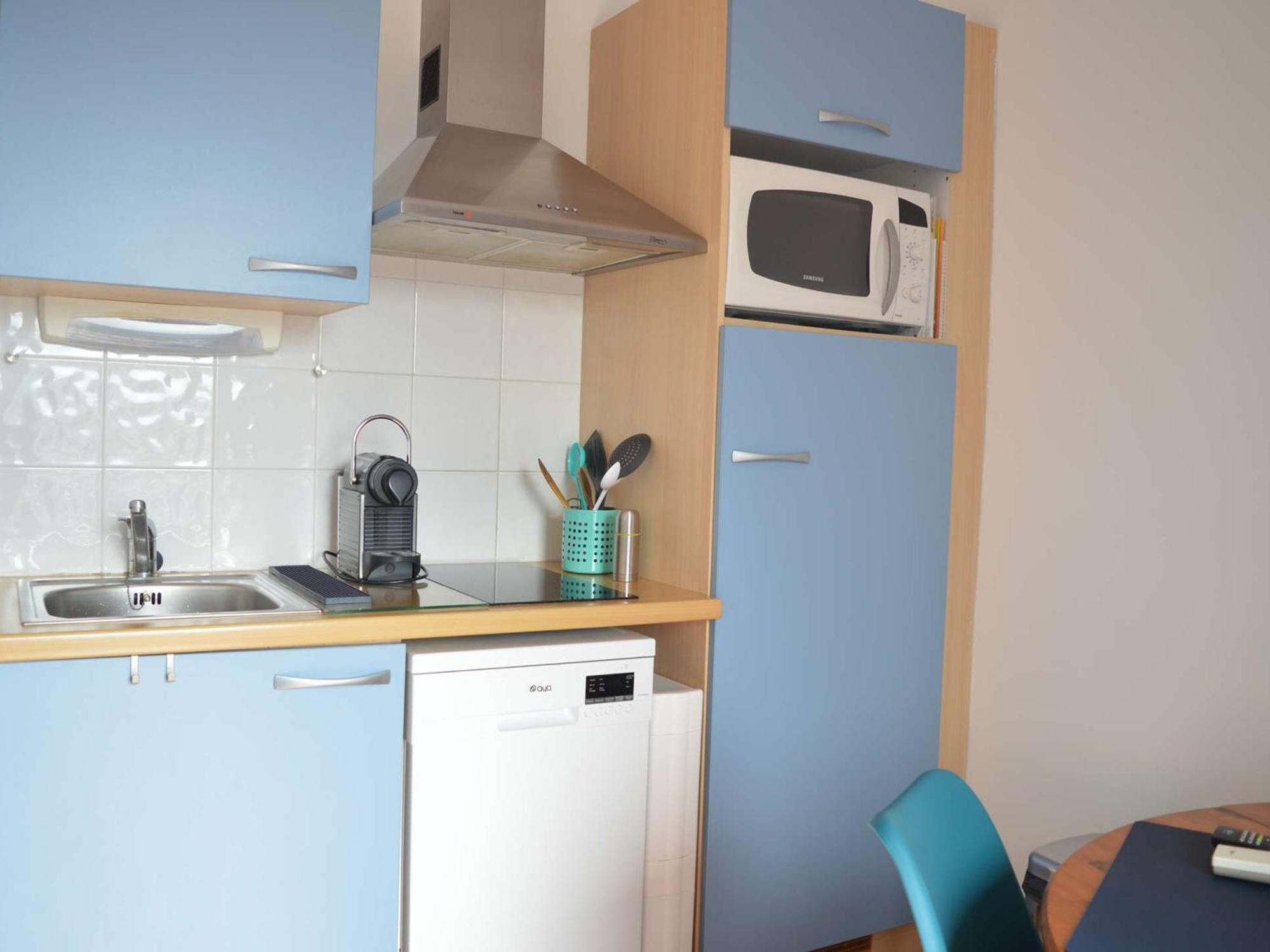 T1 A 250m Plage, Clim, Wifi, Parking, Centre - Fr-1-225c-75 Apartment